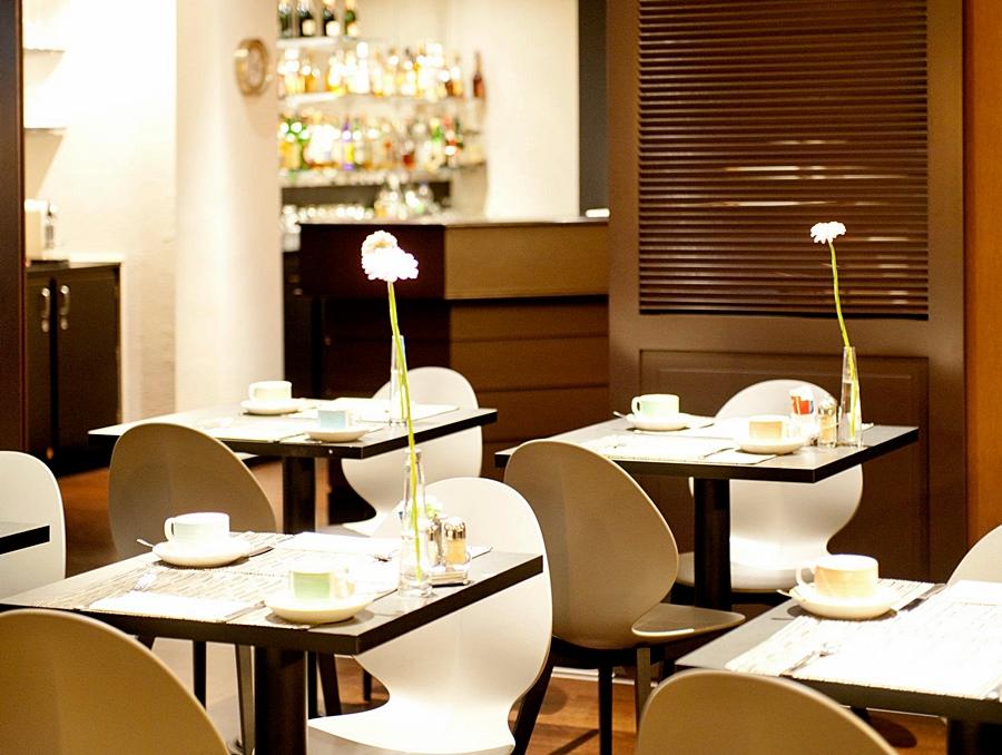 New Charlemagne Hotel